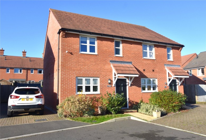 Click the photo for more details of Hawthorn Gardens, Harwell, Didcot, Oxfordshire, OX11