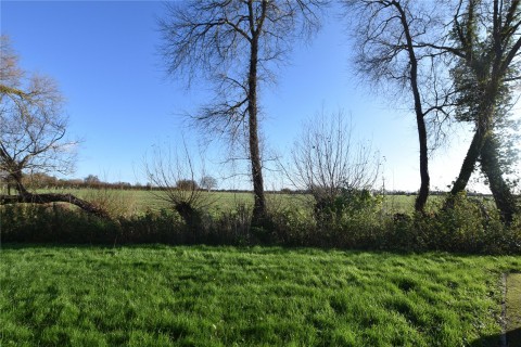 Click the photo for more details of Hawthorn Gardens, Harwell, Didcot, Oxfordshire, OX11
