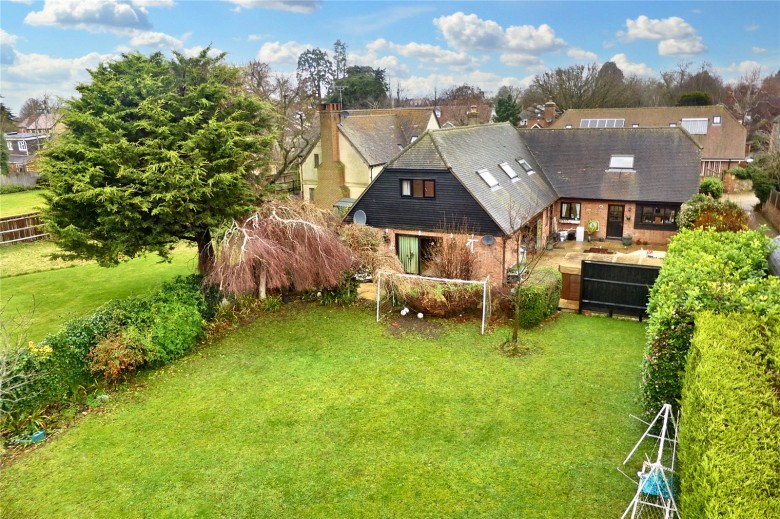 Click the photo for more details of Halls Close, Drayton, Abingdon, Oxfordshire, OX14