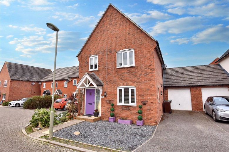 Click the photo for more details of Swan Mews, Didcot, Oxfordshire, OX11