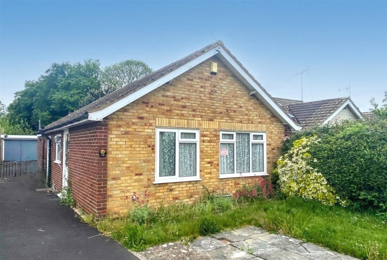 Click the photo for more details of Freeman Road, Didcot, Oxfordshire, OX11