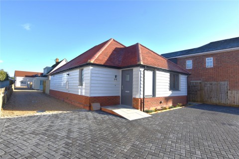 Click the photo for more details of High Street, Steventon, Abingdon, Oxfordshire, OX13