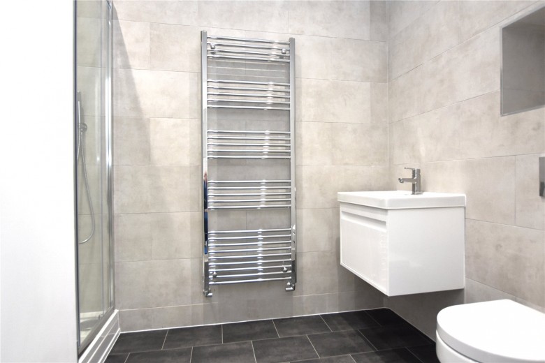Click the photo for more details of Broadway, Didcot, Oxfordshire, OX11