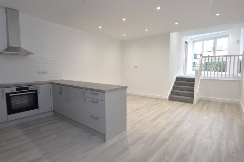 Click the photo for more details of Broadway, Didcot, Oxfordshire, OX11