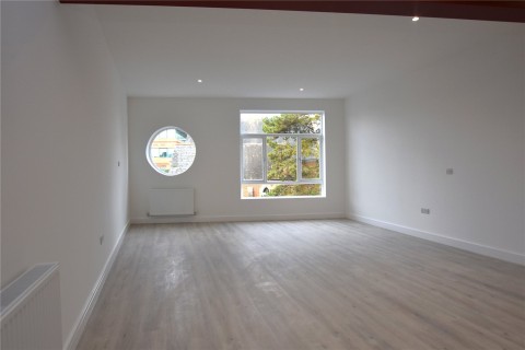 Click the photo for more details of Broadway, Didcot, Oxfordshire, OX11