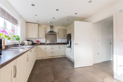 Click the photo for more details of Nuthatch End, Didcot, Oxfordshire, OX11