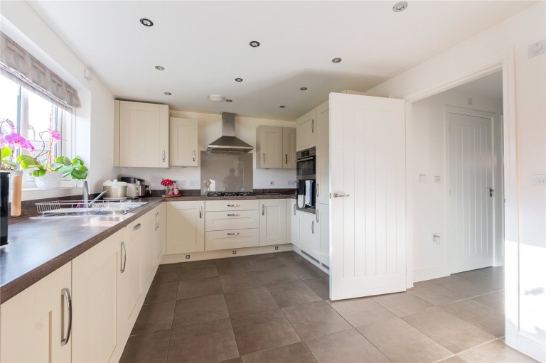 Images for Nuthatch End, Didcot, Oxfordshire, OX11
