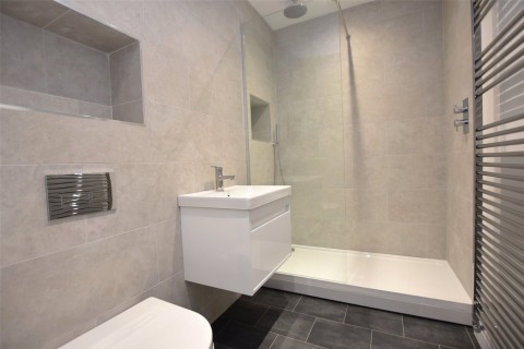 Click the photo for more details of 125 Broadway, Didcot, Oxfordshire, OX11