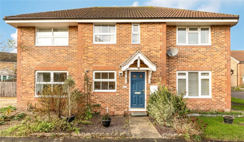 Click the photo for more details of Colne Drive, Didcot, Oxfordshire, OX11