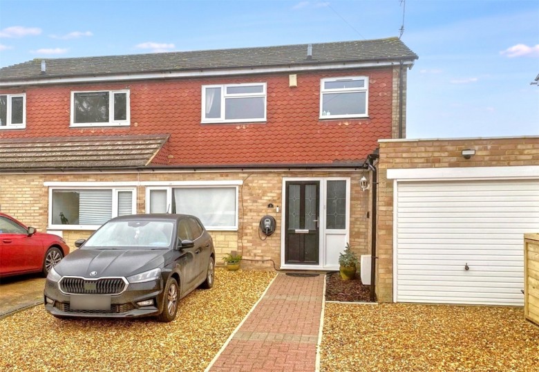 Click the photo for more details of Orchard Close, Didcot, Oxfordshire, OX11