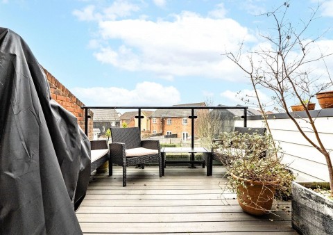 Click the photo for more details of Blackthorn Road, Didcot, Oxfordshire, OX11