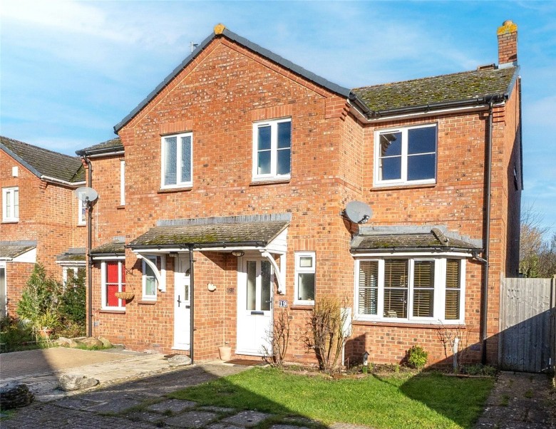 Click the photo for more details of White Leys Close, Didcot, Oxfordshire, OX11