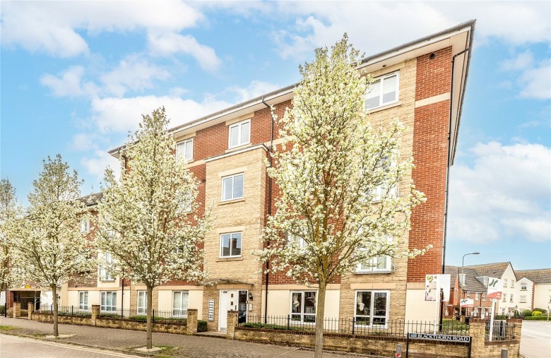 Click the photo for more details of Whitebeam Court, Didcot, Oxfordshire, OX11