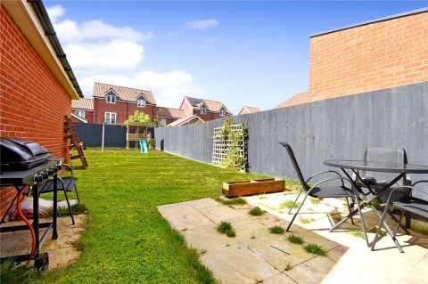 Click the photo for more details of Diamond Drive, Didcot, Oxfordshire, OX11
