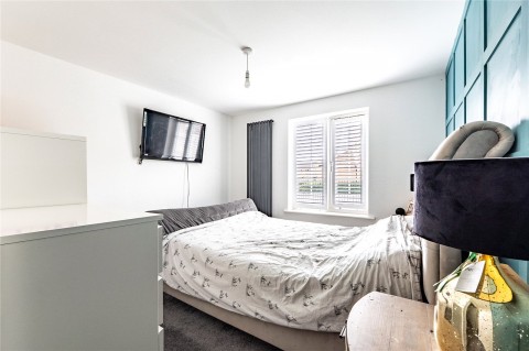 Click the photo for more details of Diamond Drive, Didcot, Oxfordshire, OX11