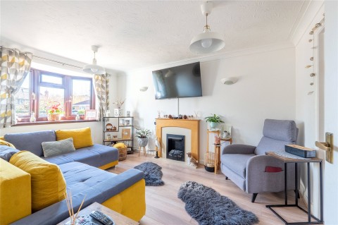 Click the photo for more details of Garden Close, Didcot, Oxfordshire, OX11
