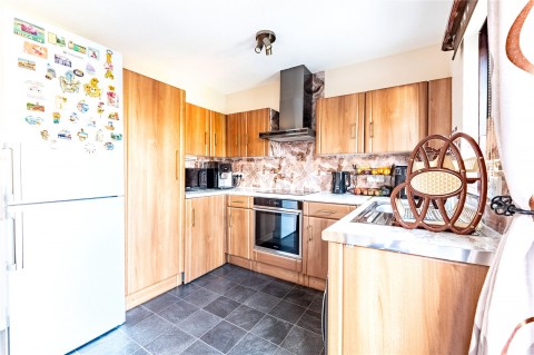 Click the photo for more details of Welland Avenue, Didcot, Oxfordshire, OX11