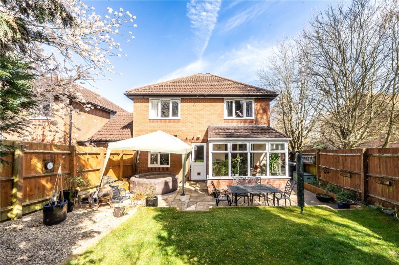 Click the photo for more details of Cromwell Drive, Didcot, Oxfordshire, OX11
