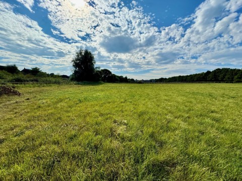 Click the photo for more details of Wix, Manningtree, Essex