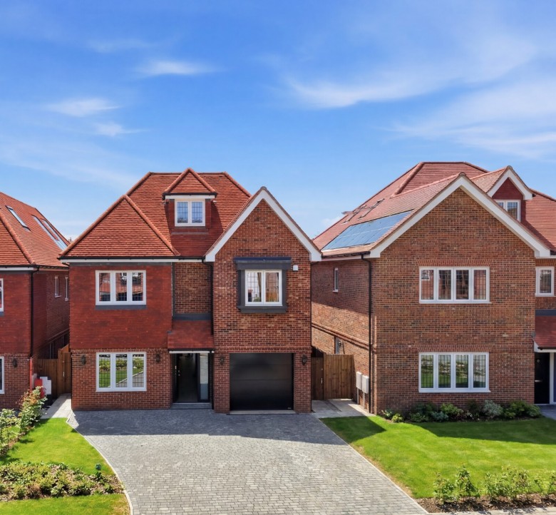 Click the photo for more details of Hall Lane, Upminster