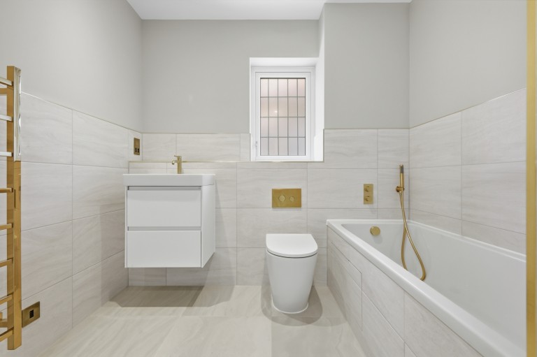 Images for Hall Lane, Upminster