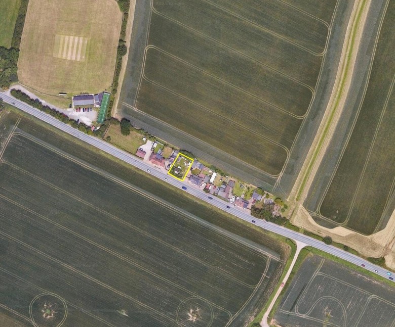 Click the photo for more details of Rawreth, Wickford, Essex