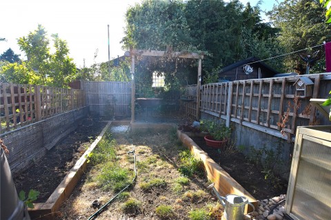 Click the photo for more details of Burnham-On-Crouch, Essex