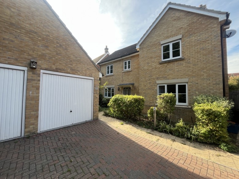 Click the photo for more details of St. Lawrence, Southminster, Essex