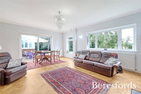 Click the photo for more details of Burnham-on-Crouch, Essex