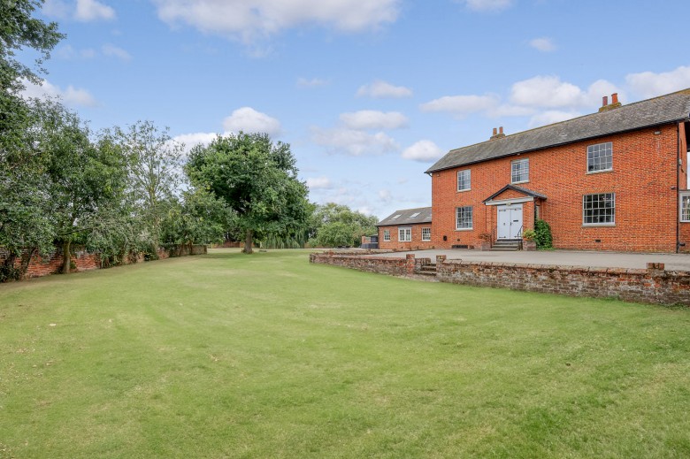 Click the photo for more details of South Woodham Ferrers, Essex