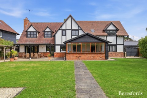 Click the photo for more details of Burnham-on-Crouch, Essex