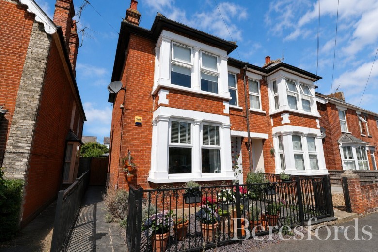 Click the photo for more details of Burnham-on-Crouch, Essex