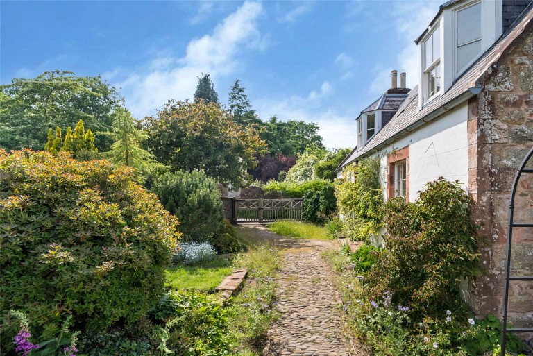 Images for Newstead, Melrose, Scottish Borders