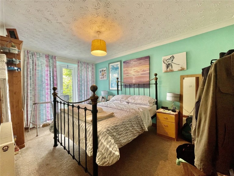 Images for Mountbatten Close, Christchurch