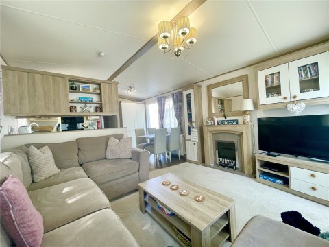 Click the photo for more details of Avon Beach, Mudeford, Dorset