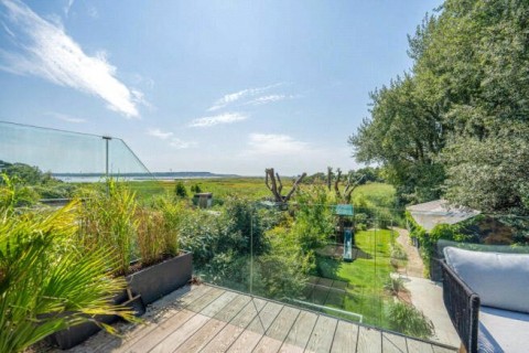 Click the photo for more details of Mudeford, Christchurch, Dorset