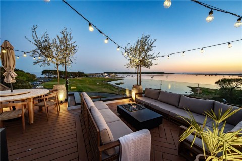 Click the photo for more details of Mudeford, Christchurch, Dorset