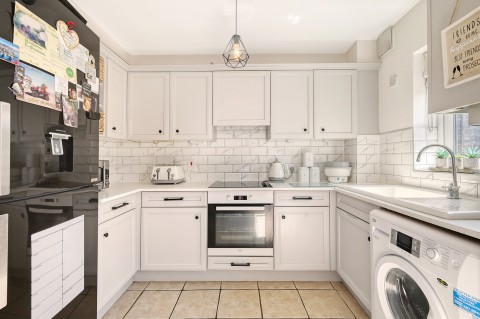 Click the photo for more details of Laindon, Basildon, Essex