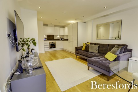 Click the photo for more details of Fairfield Road, Brentwood, Essex