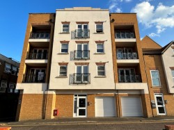 Images for Fairfield Road, Brentwood, Essex