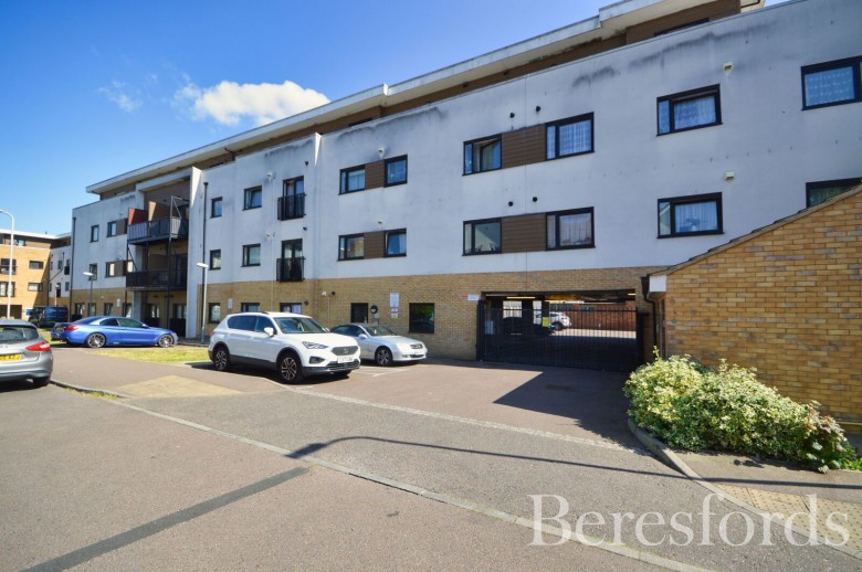 Click the photo for more details of Spring Gardens, Romford