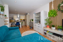 Images for Spring Gardens, Romford