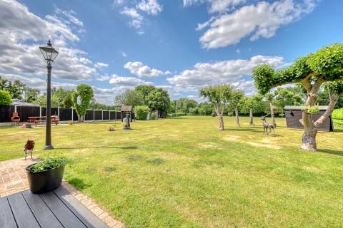 Click the photo for more details of Pilgrims Hatch, Brentwood, Essex