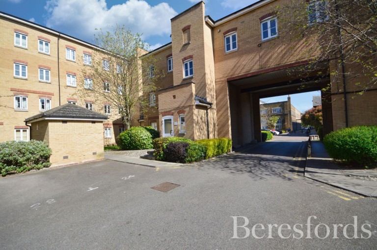 Images for Kidman Close, Gidea Park, Romford