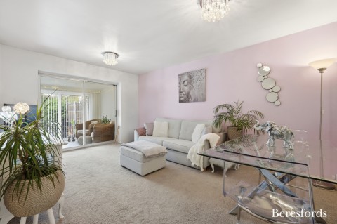 Click the photo for more details of Mountnessing, Brentwood, Essex