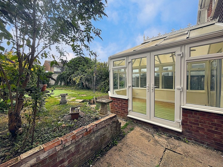 Images for Cavendish Gardens, Braintree, Essex