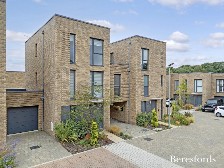 Click the photo for more details of Great Warley, Brentwood, Essex