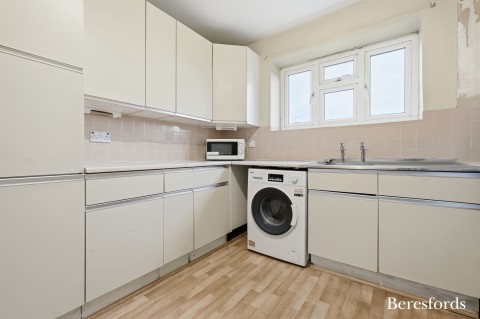 Click the photo for more details of Kingsbridge Road, Romford