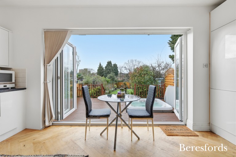 Images for Gidea Park