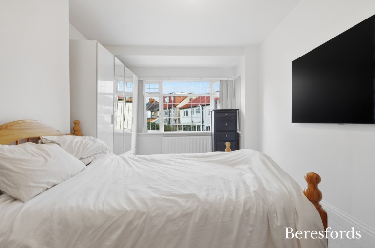 Images for Gidea Park